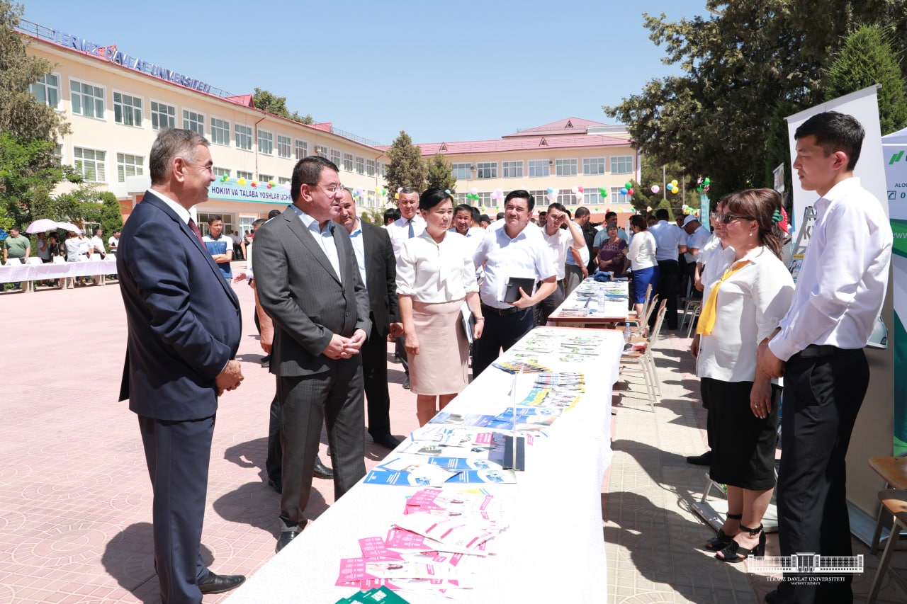 Yolgiz onalar yosh yigitlar bilan jinsiy aloqa qilishni xohlashadi